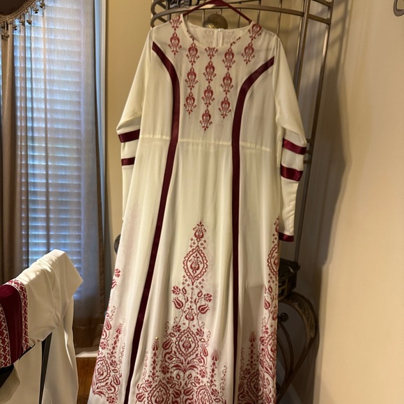 New without tag  3  peice  thobe  size   M/L ( only 1 left 🌺🎁 - Picture 6 of 12